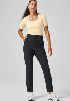 Ease High Waist Woven Pants - Black