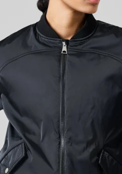Elevation Padded Jacket - Black