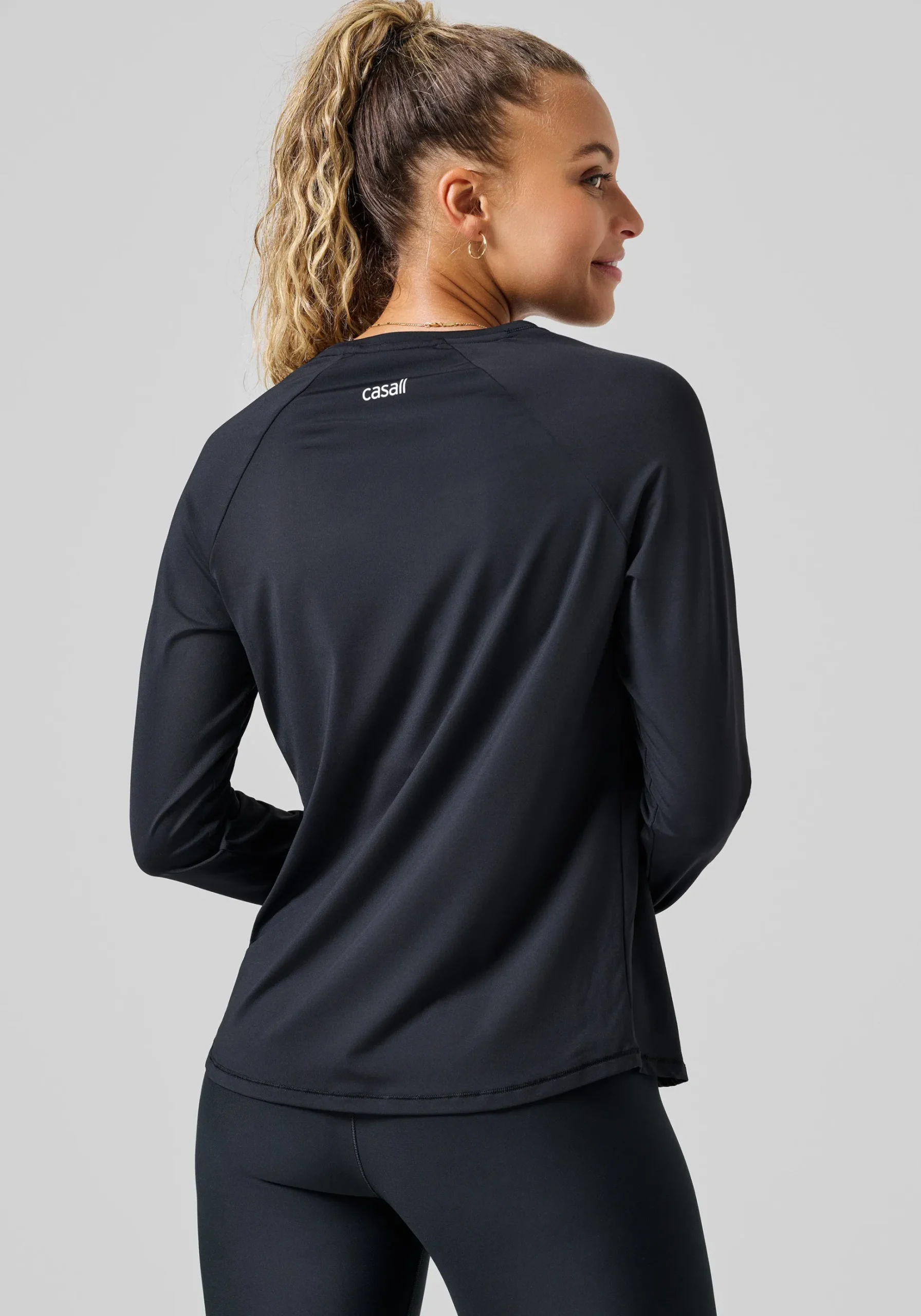 Essential Long Sleeve - Black