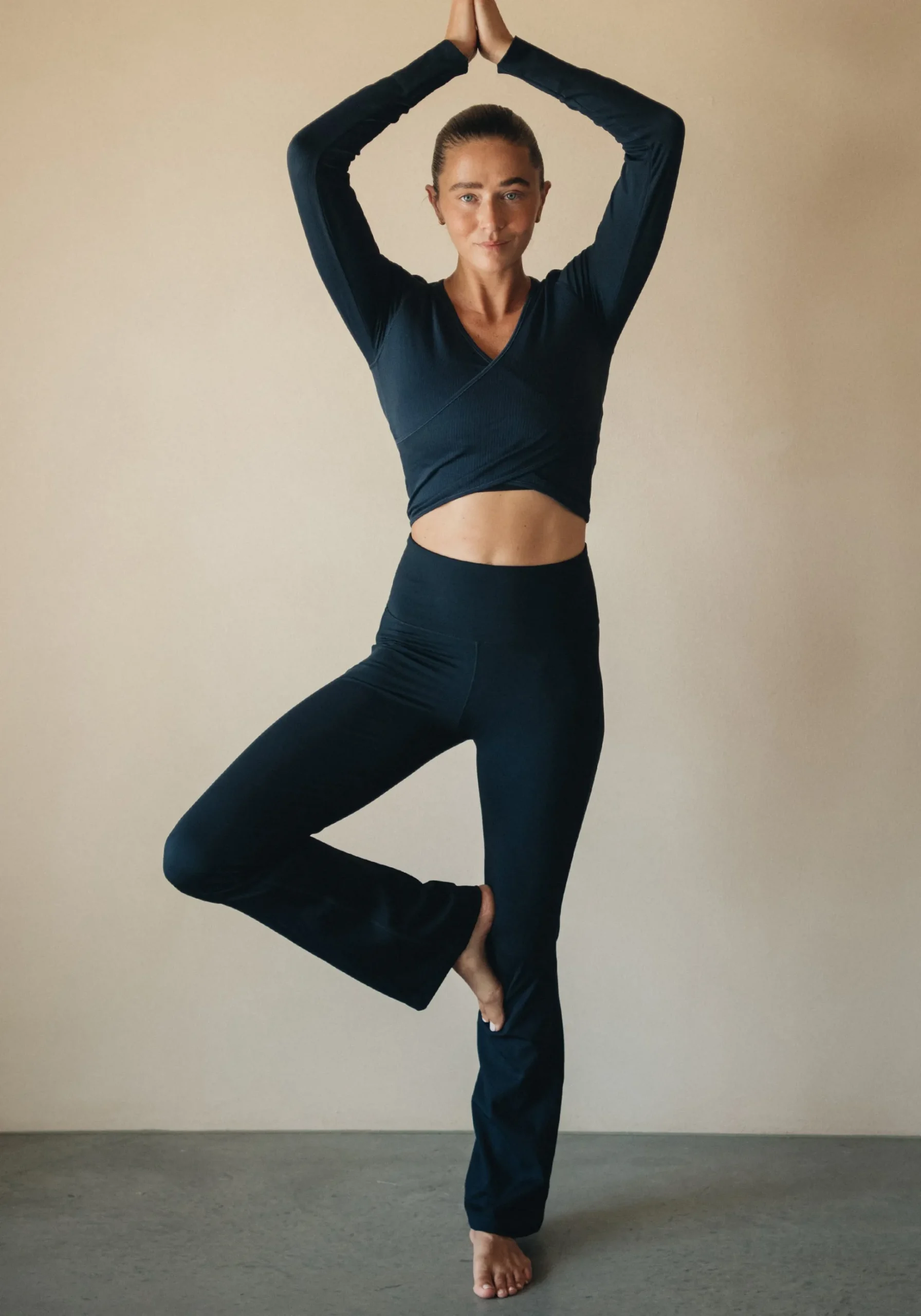 Flare High Waist Pant - Black