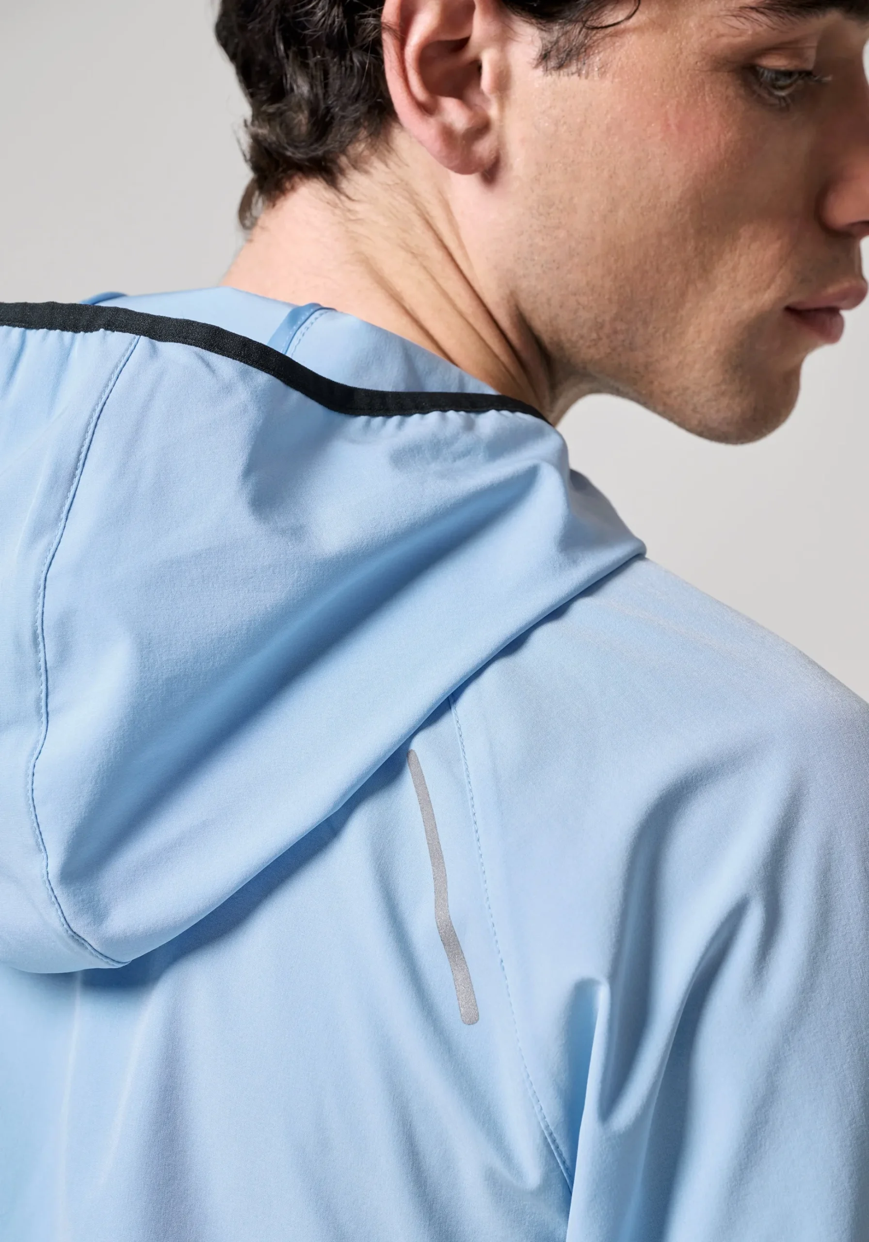 M Dynamic Windbreaker Anorak - Sky Blue